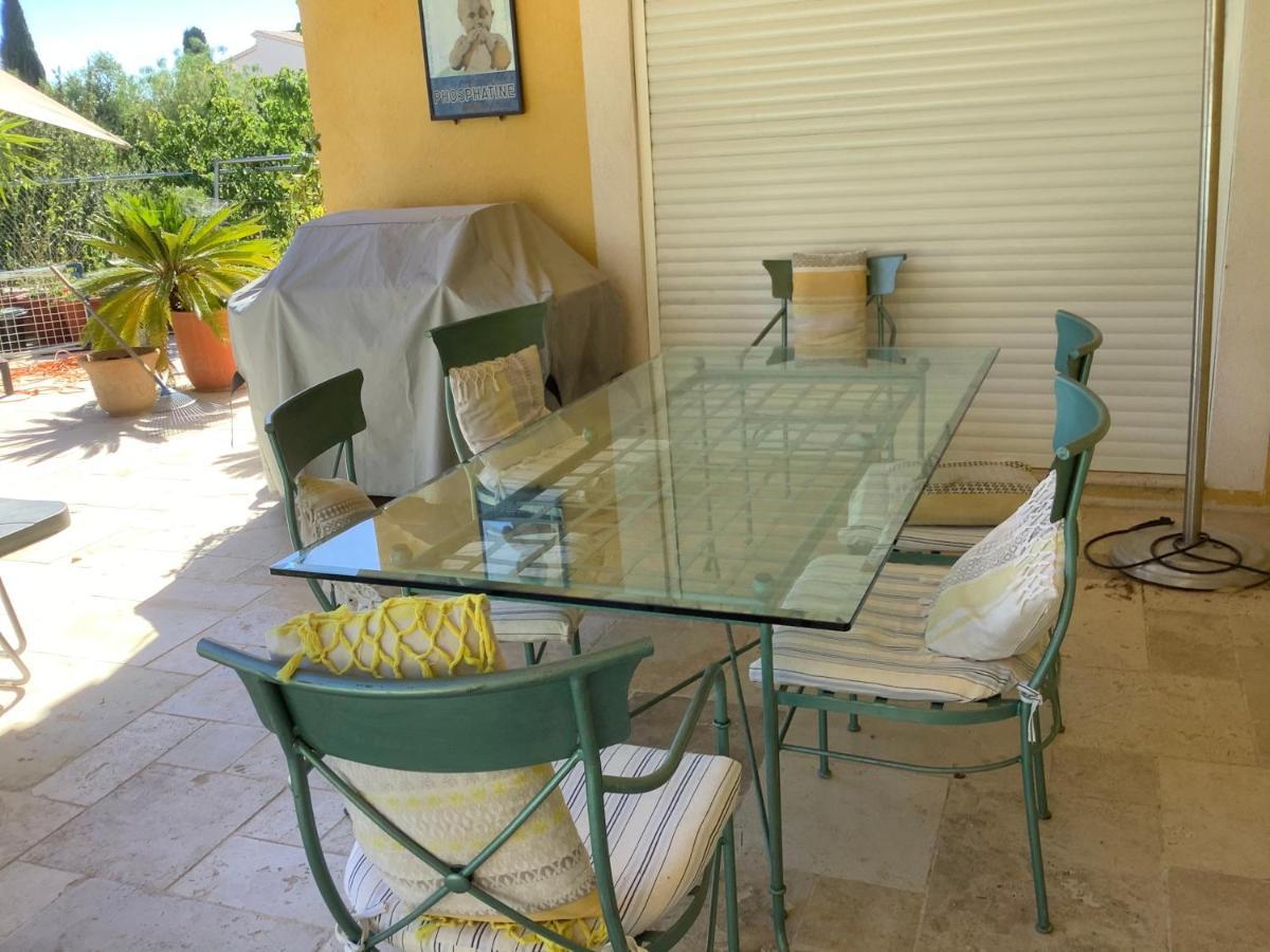 Villa de la Terre Blanche Sanary-sur-Mer Exterior foto